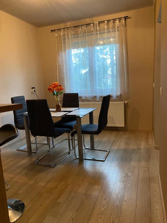 Platan Apartman ハイデゥソボスロー エクステリア 写真